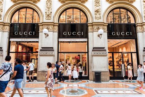 gucci milan locations